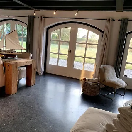 Apartment Mastbos Estate Carriage House *