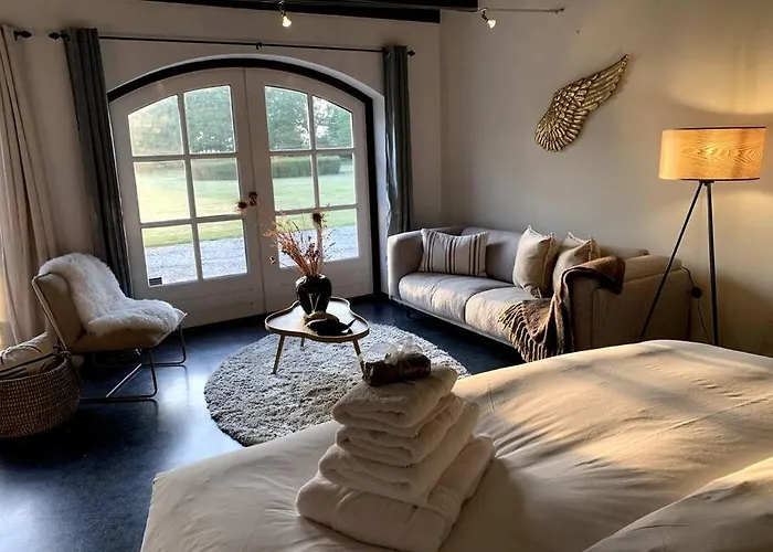 Mastbos Estate Carriage House *