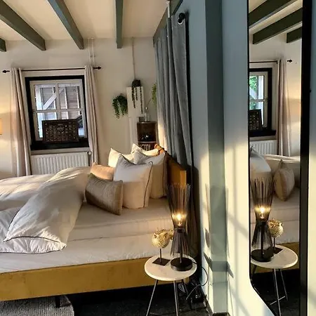 Mastbos Estate Carriage House * Breda