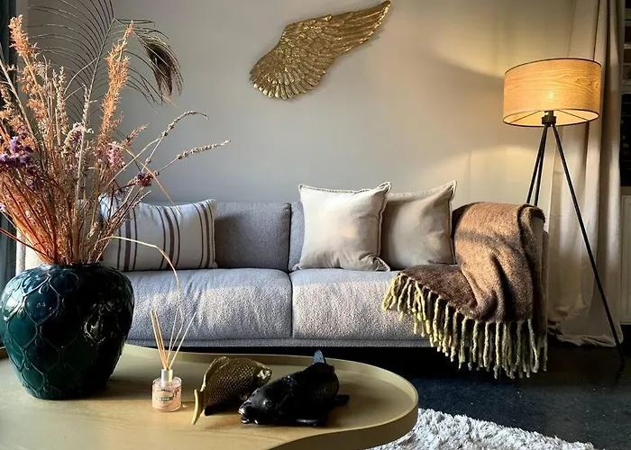 Mastbos Estate Carriage House * Breda